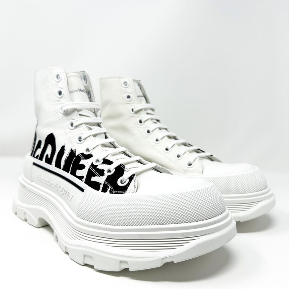 Alexander Mcqueen Mens Tread Slick Graffiti Print High Top Sneakers 8 US / 41 EU